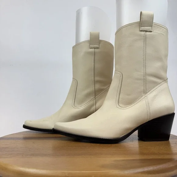 New Womens Staud June Boot In Leather Ivory Western Cowboy Boots Size 40 NWOB - Picture 2 of 8